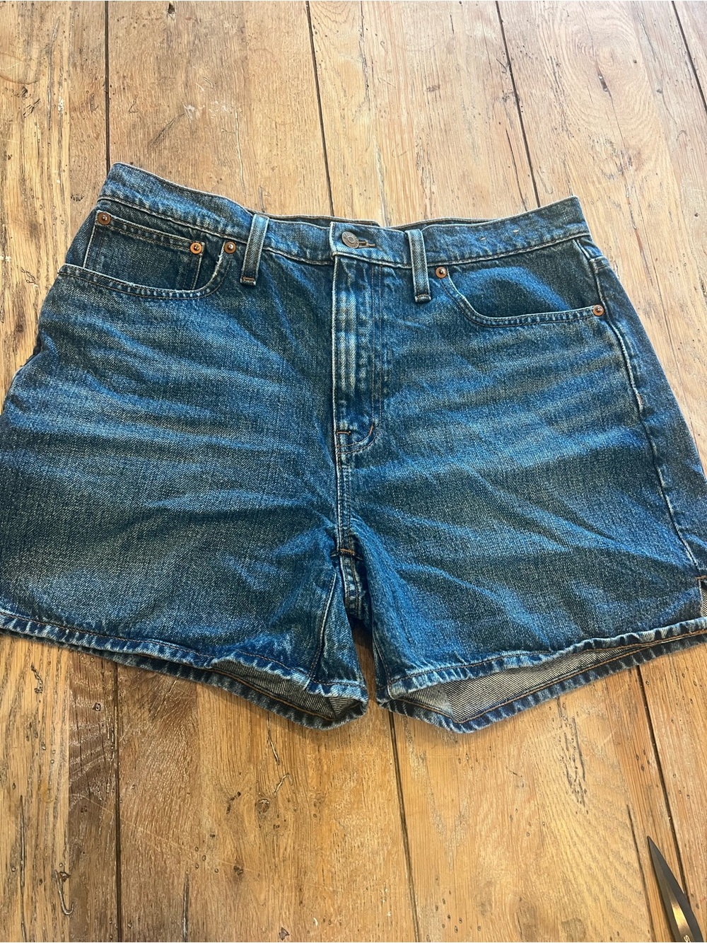 Madewell Women’s Blue Relaxed Mid-Length Denim Shorts Mid Rise 28 4" 5-Pkt